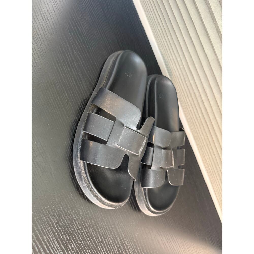 H&M Black H Cutout Slide Sandals Women’s EU 39 US 8 Flat Slip On Casual - Picture 2 of 6